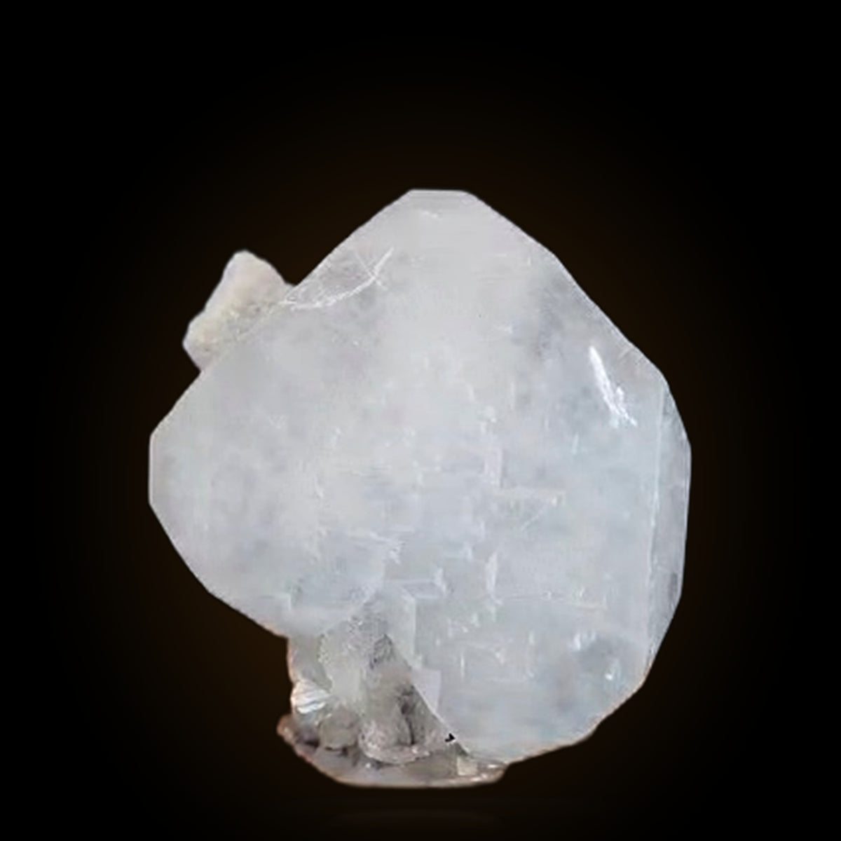 Test 1 Video Lsitn Test Crystal Prismatic Mineral Irregular 399g 4x3x2cm