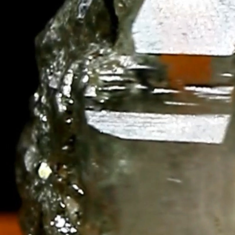 Green Chloride Quartz Phantom Tower 400g 5x4x3cm
